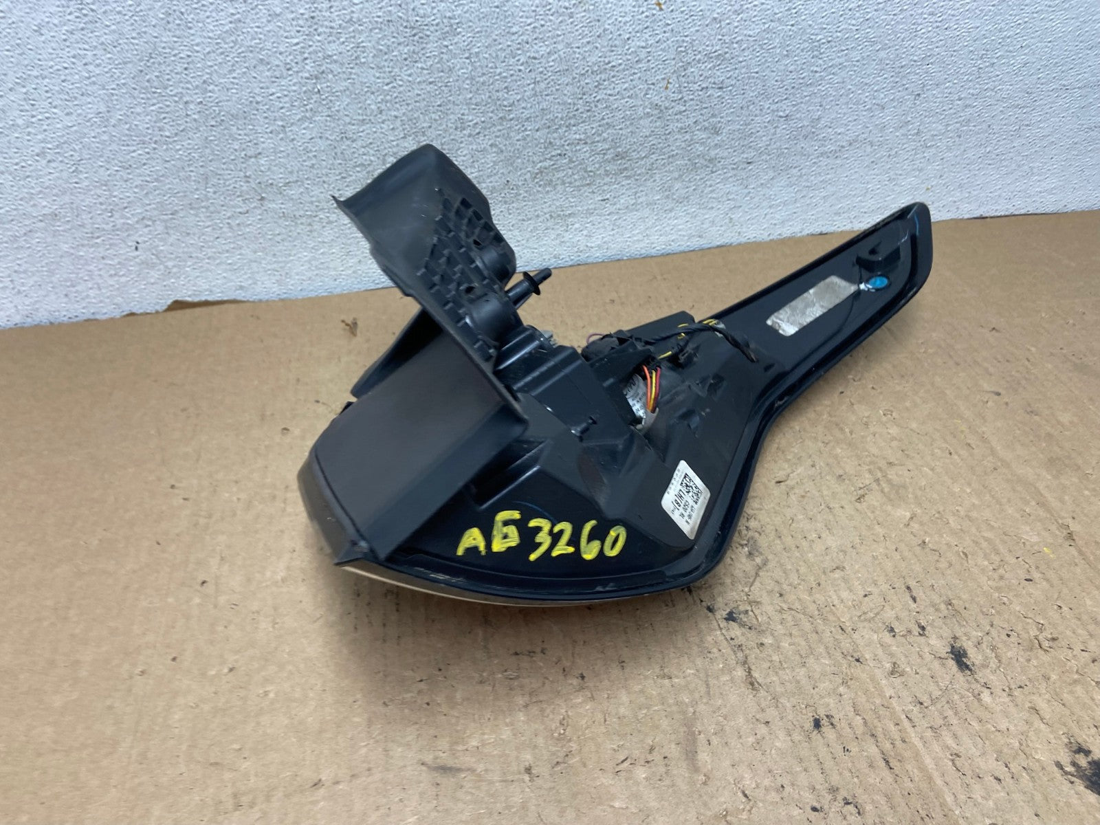 2017 2018 2019 Ford Escape Left Driver LH Side Tail Light AG3260 LK5