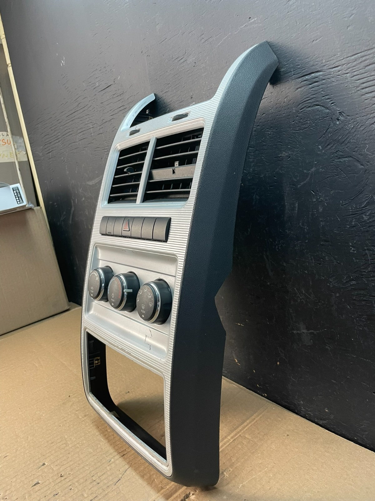 2009 2010 Dodge Journey Center Dash A/C AC Climate Control Bezel Trim AC4911  DG2