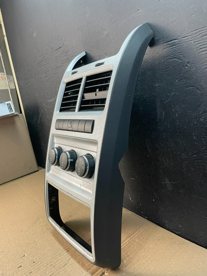 2009 2010 Dodge Journey Center Dash A/C AC Climate Control Bezel Trim AC4911  DG2