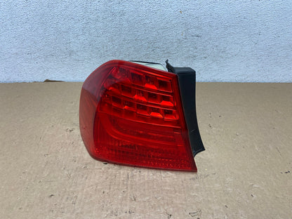 2009 2010 BMW 323i 325i 328i 335i 3 Series Left Driver Tail Light AF7443 LK0