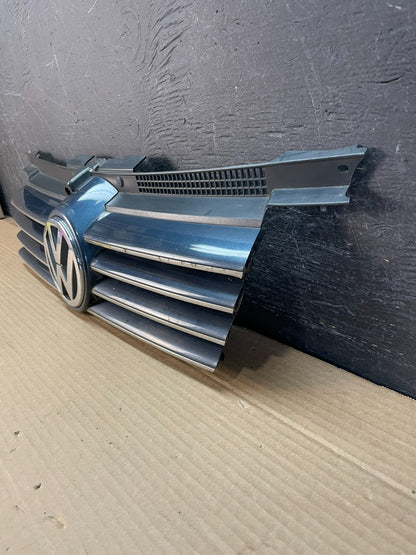 1999-2005 Volkswagen Jetta Front Upper Grille Grill Chrome AE8727 DG1