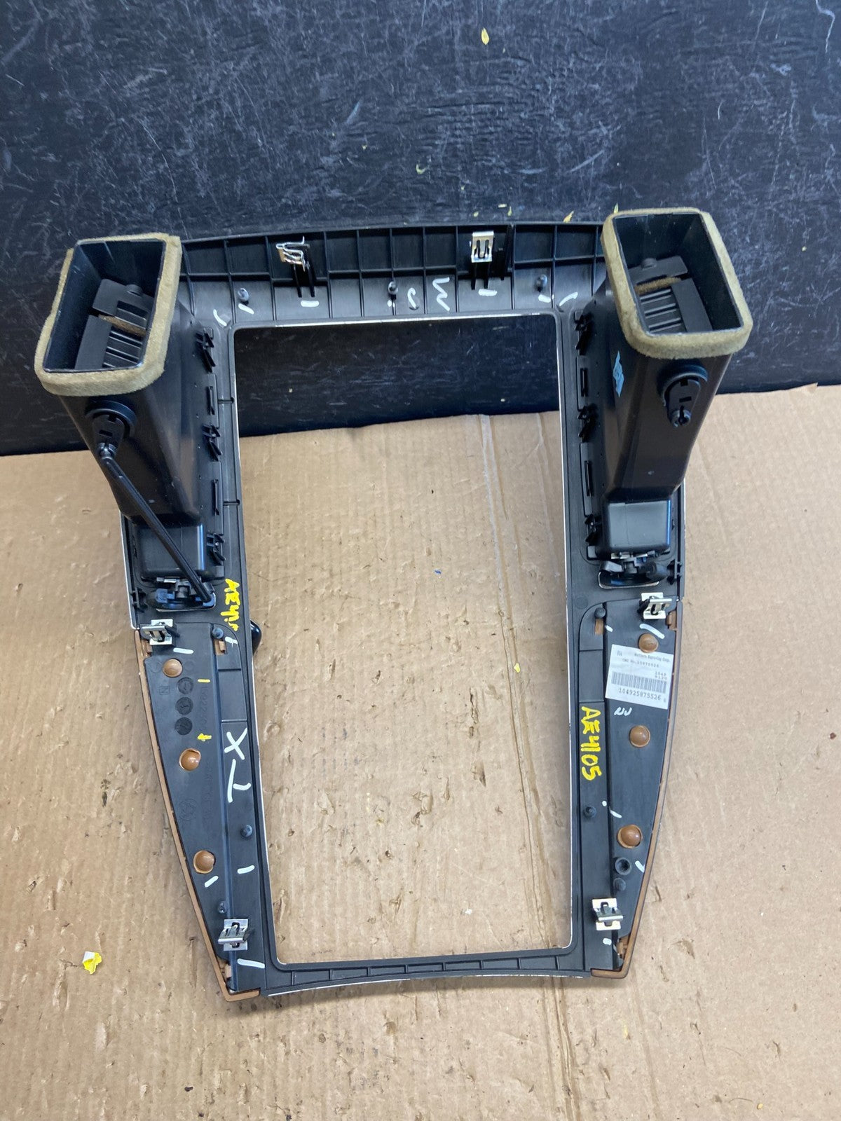 2008-2011 Cadillac STS Center Dash Trim Radio Bezel Vent Wood AE4105 DG5
