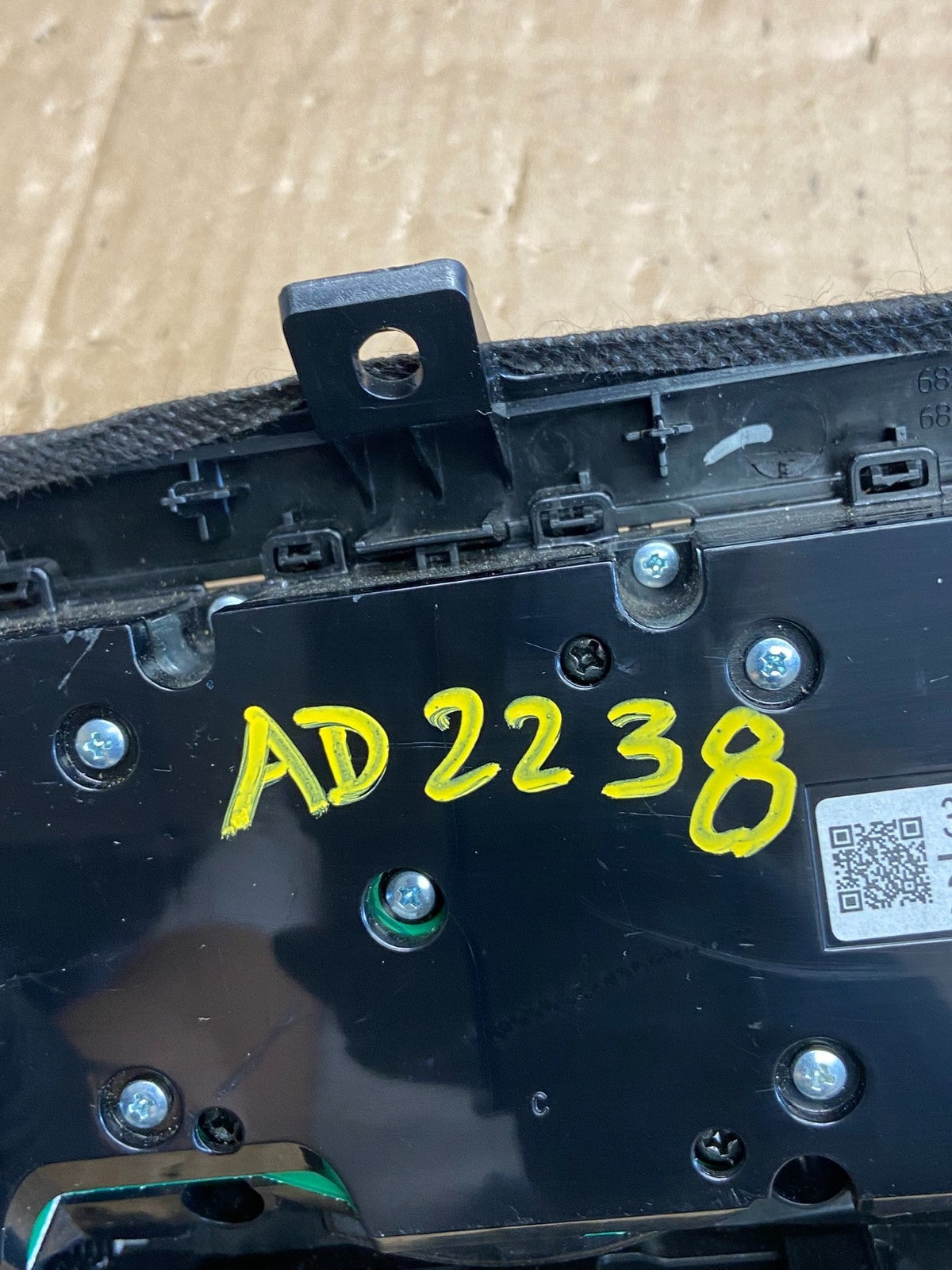 2013 to 2016 Nissan Pathfinder Radio Temperature Climate Control ad2238 DG5