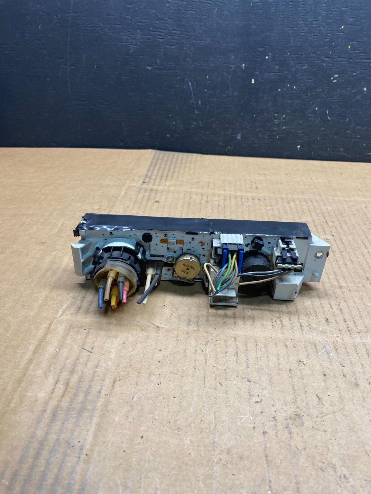 2001 - 2007 GMC Chevrolet Express 1500 Climate Control A/C N2871 DG4