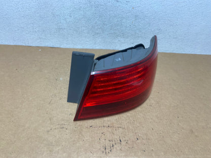 2009 to 2010 Hyundai Sonata Right Passenger Side Tail Light AD4652 LK2