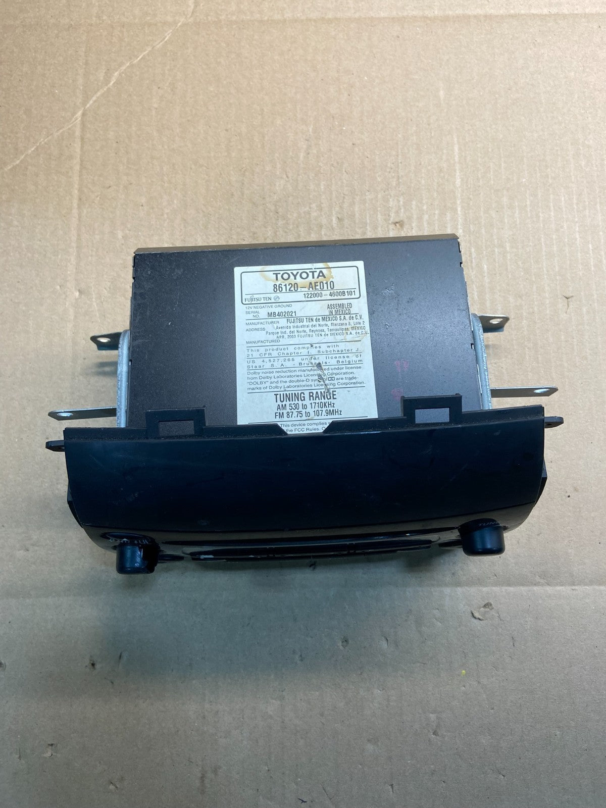 2004 to 2010 Toyota Sienna AM FM CD WMA Mp3 Radio Receiver Z0540 DG3