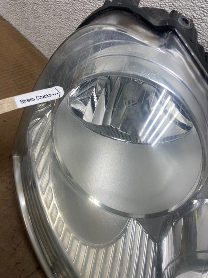 2005 to 2010 Volkswagen Jetta Right Passenger RH Side Headlight Halogen AA69103