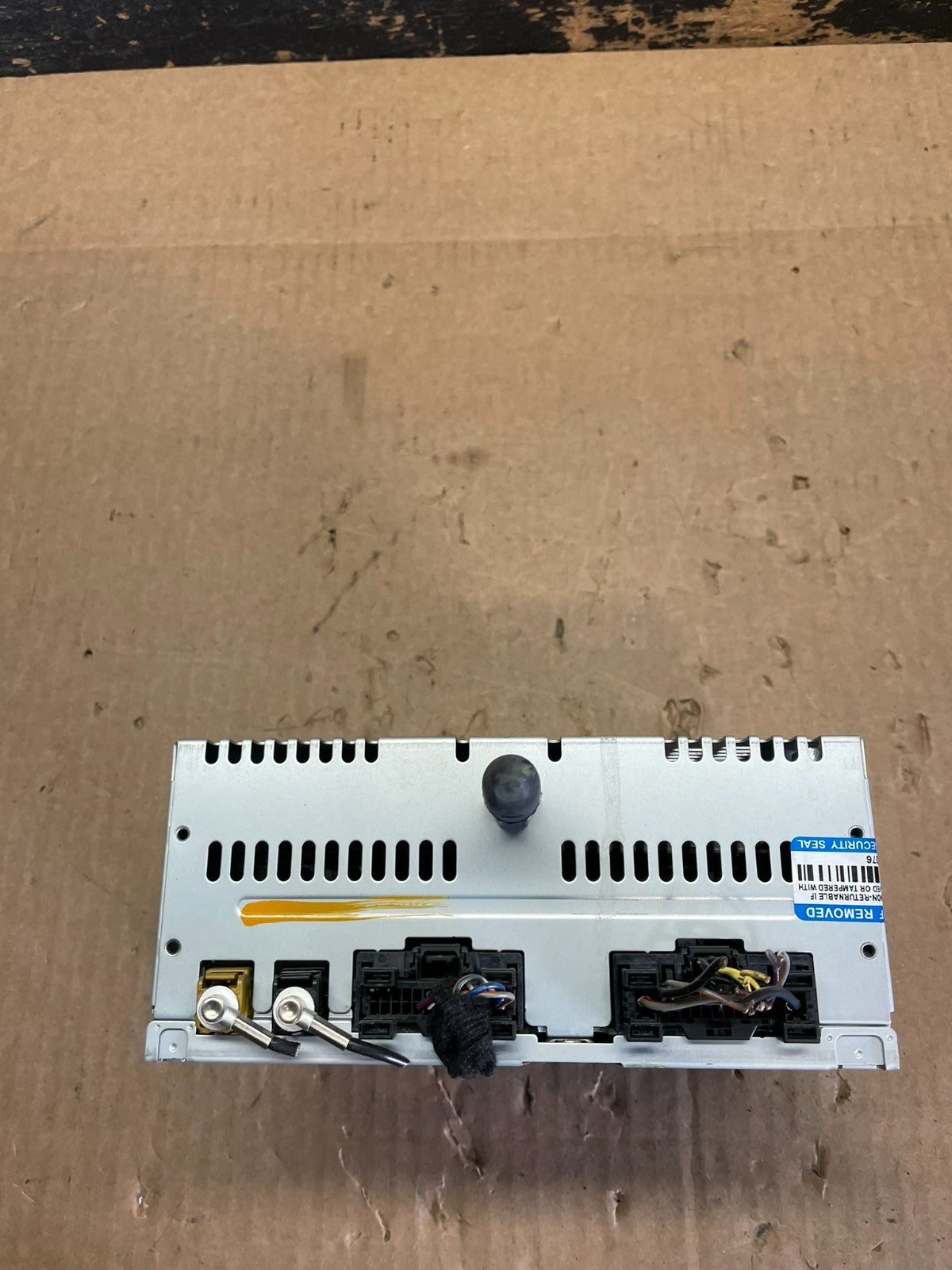 2013  Ford Edge AM/FM Radio Reciever OEM ab3104 DG2