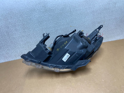 2012 2013 2014 Nissan Versa Sedan Headlight Right Passenger Rh Z6622 DW8