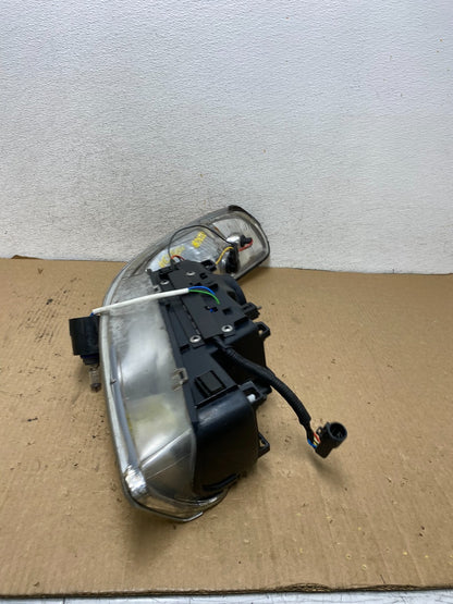 1999-2001 Lincoln & Town Car Left Driver LH Headlight Halogen AG2368 DW8
