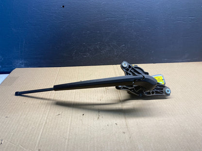 2007 to 2013 BMW X5 E70 Rear Windshield Wiper Motor OEM AC0865 DG3