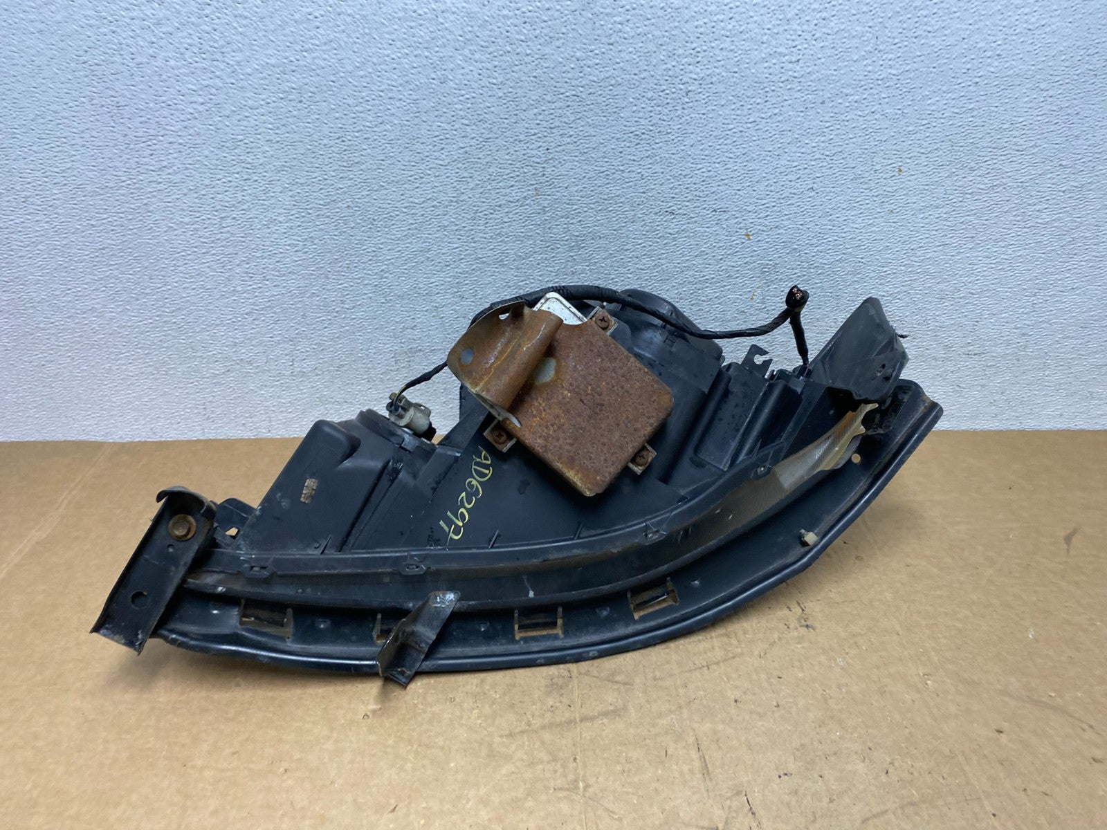 2004 2005 2006 Acura TL Headlight Right Passenger Side Xenon HID AD6297 DW9