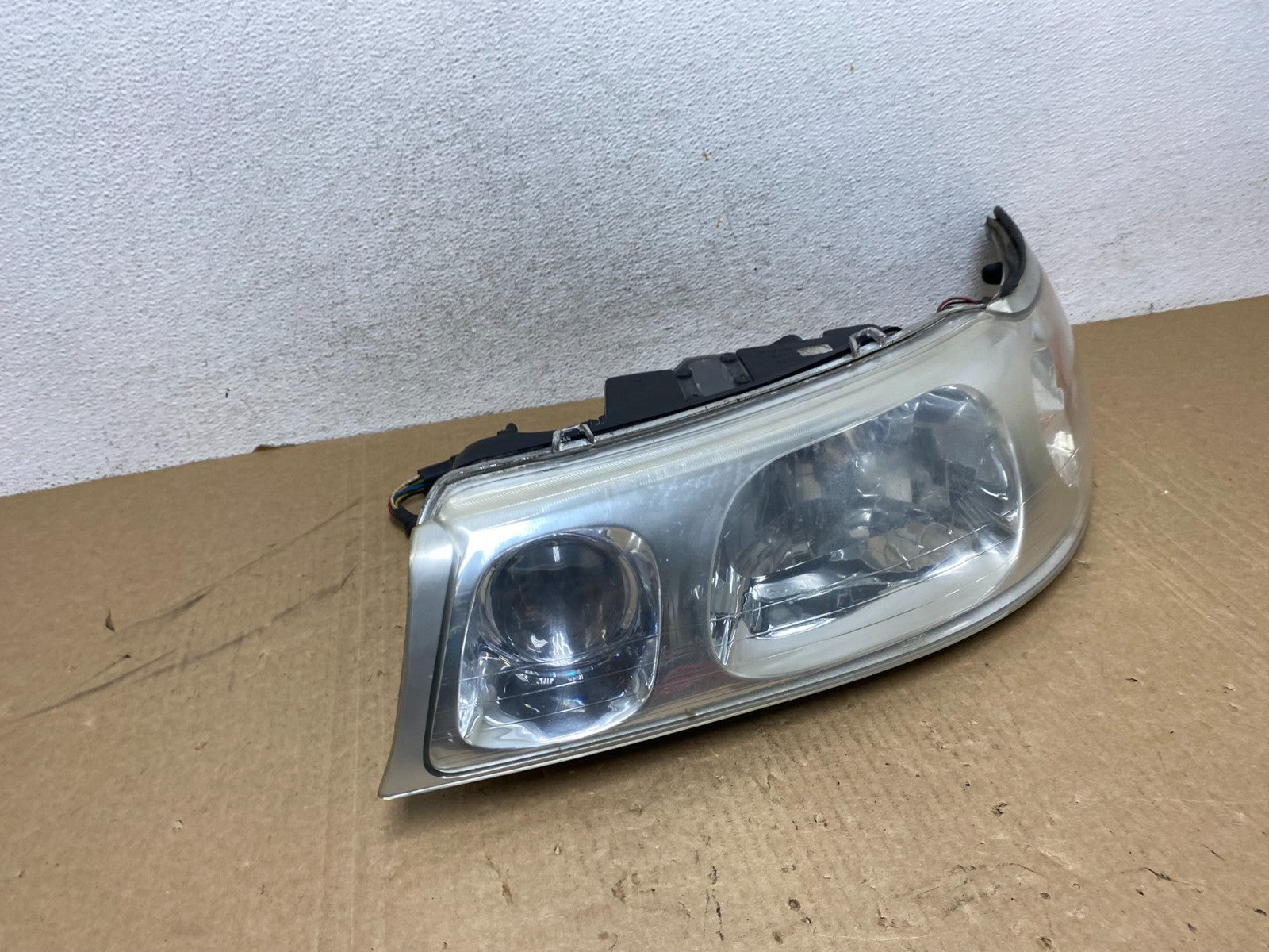 1999-2001 Lincoln & Town Car Left Driver LH Headlight Halogen AG0542 DW2