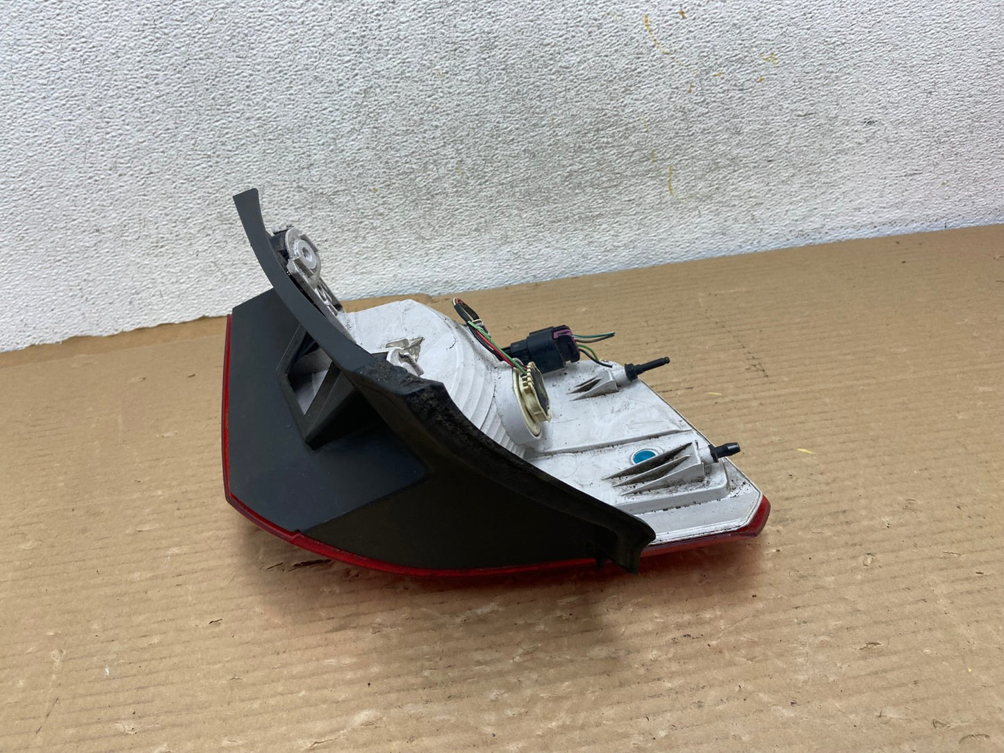 2010 to 2017 GMC Terrain Halogen Right Passenger Rh Side Tail Light AH0595 LK5