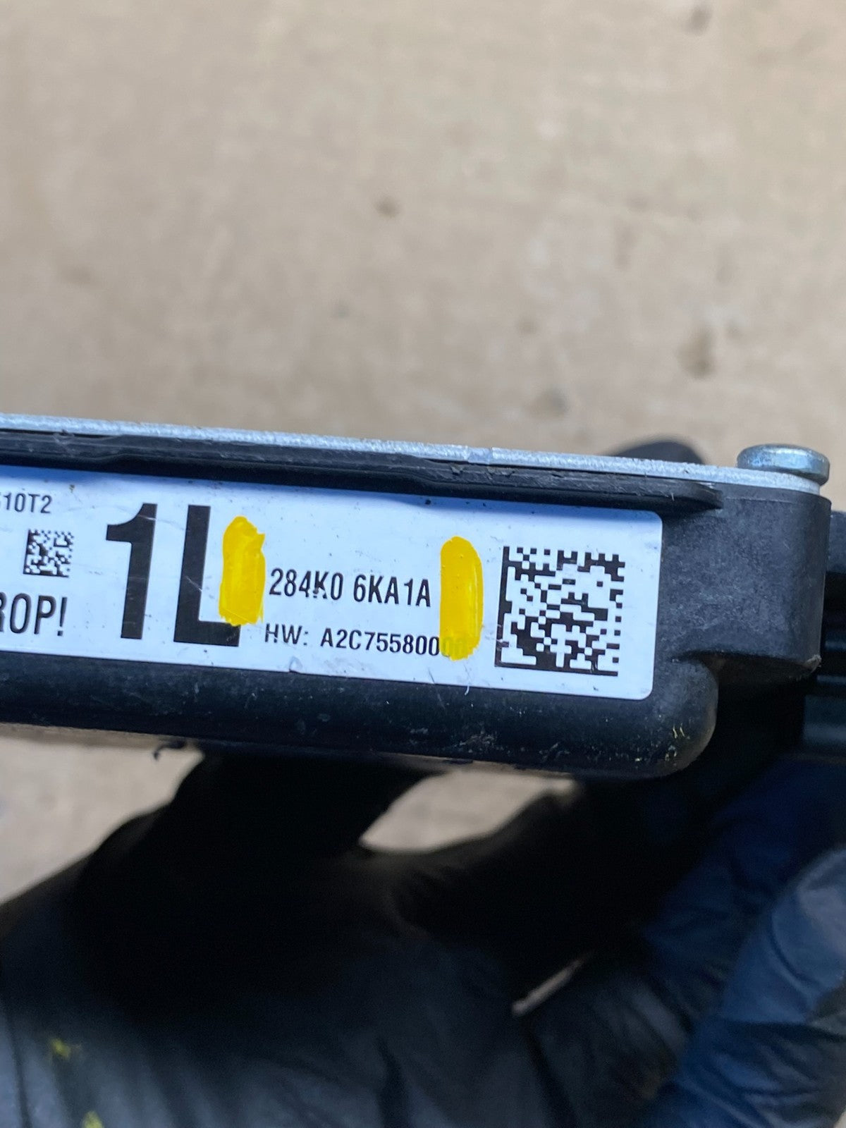 2016 to 2017 Nissan Pathfinder Rear Blind Spot Monitor Sensor Unit r2565 DG6
