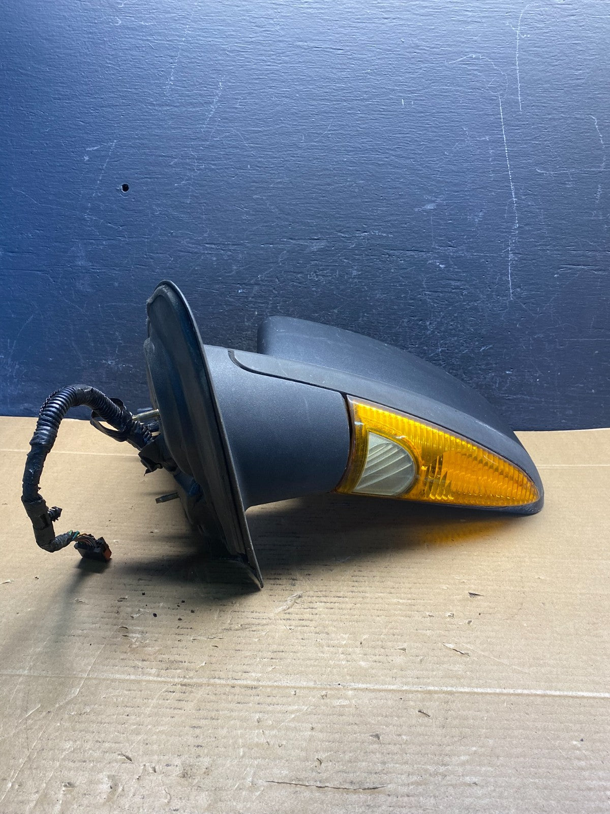 2003-2006 Ford Expedition Left Driver LH Turn View Door Heated Mirror AD6658 DW3