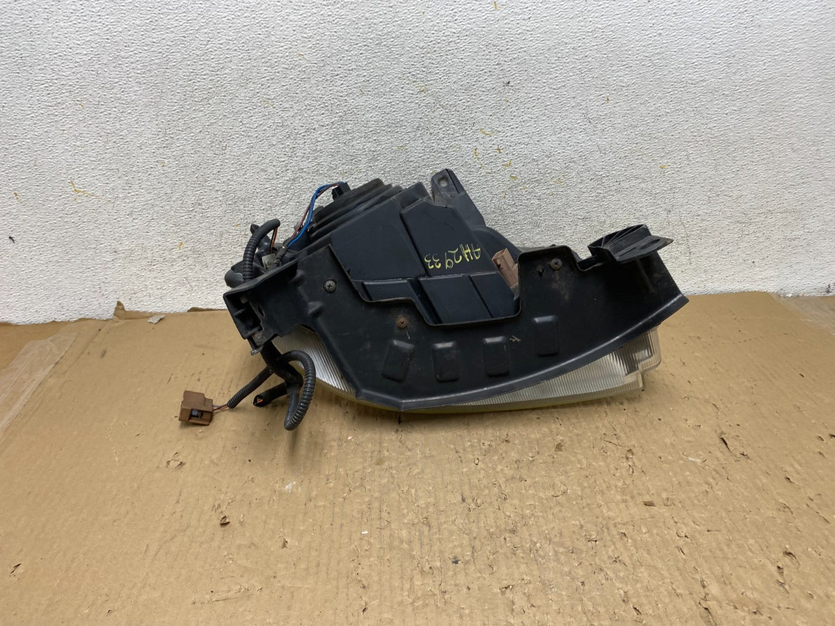 2005 - 2007 Ford Freestyle Left Driver LH Side Halogen Headlight AH2933 DW5