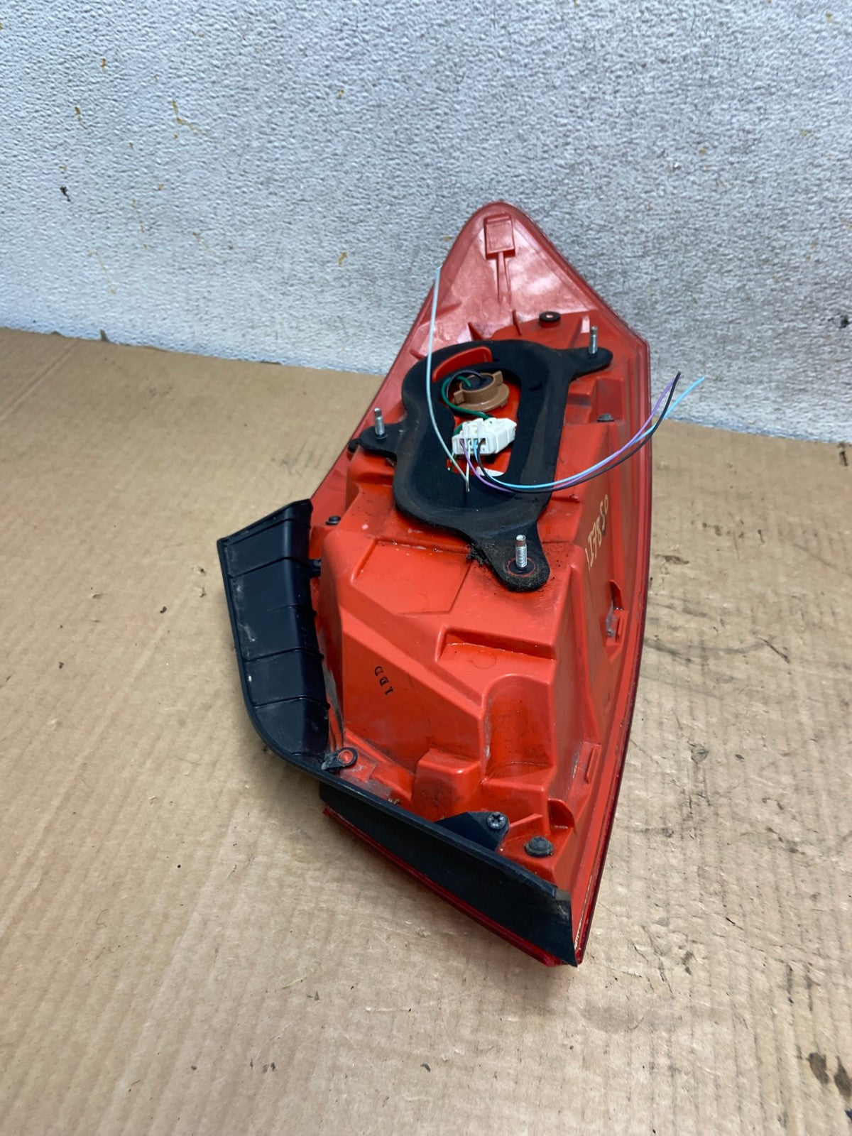 2007 to 2013 Infiniti G35 G37 Sedan Left Driver LH Side Tail Light AI7850 LK7