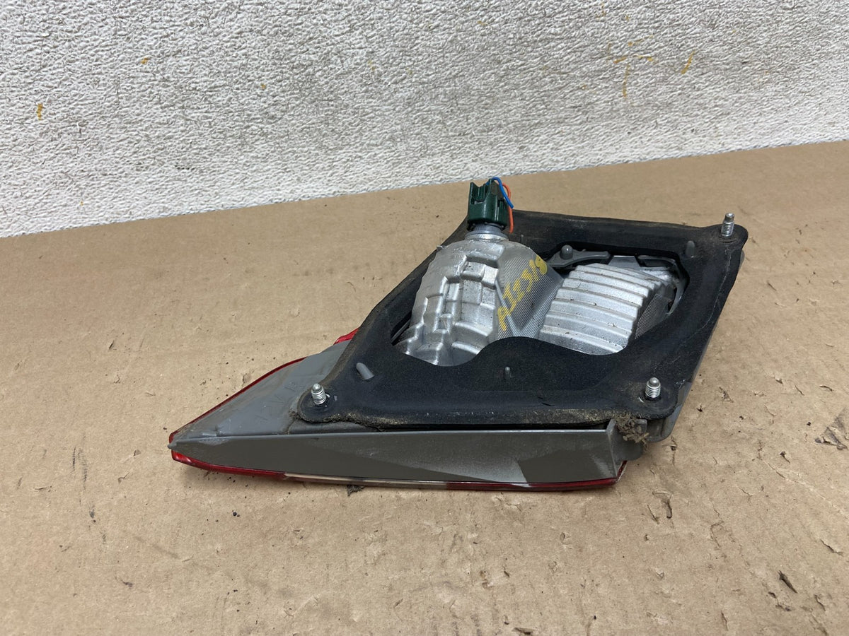 2011 2012 2013 Infiniti M37 M56 Right Passenger RH Inner Tail Light ai2318 DG5