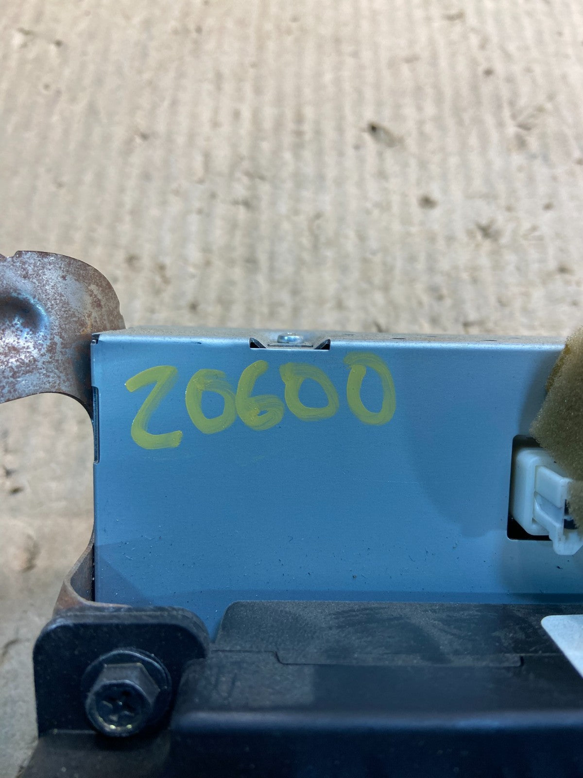2008 to 2012 Nissan Armada QX56 Display Screen Information Z0600  DG7