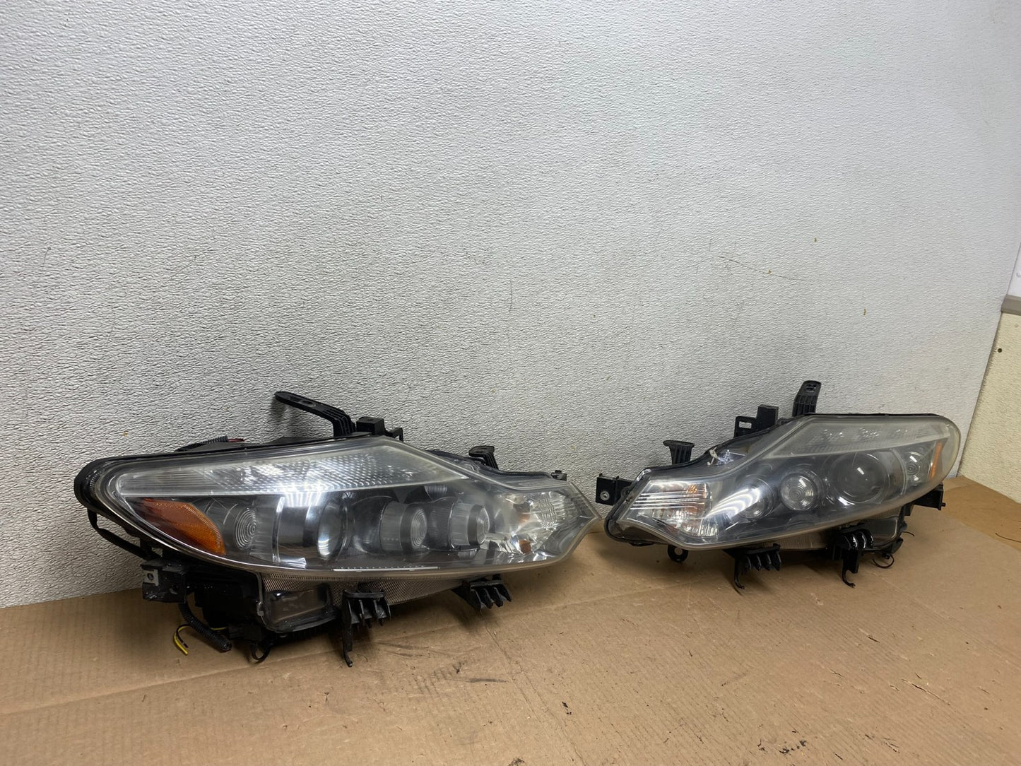 Xenon 2011 2012 2013 2014 Nissan Murano Headlights Left+Right Oem R7486 DW2