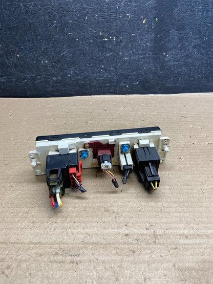 1997 to 2004 Ford F150 F250 Super Duty Heater A/C Climate Control AH3635 DG3