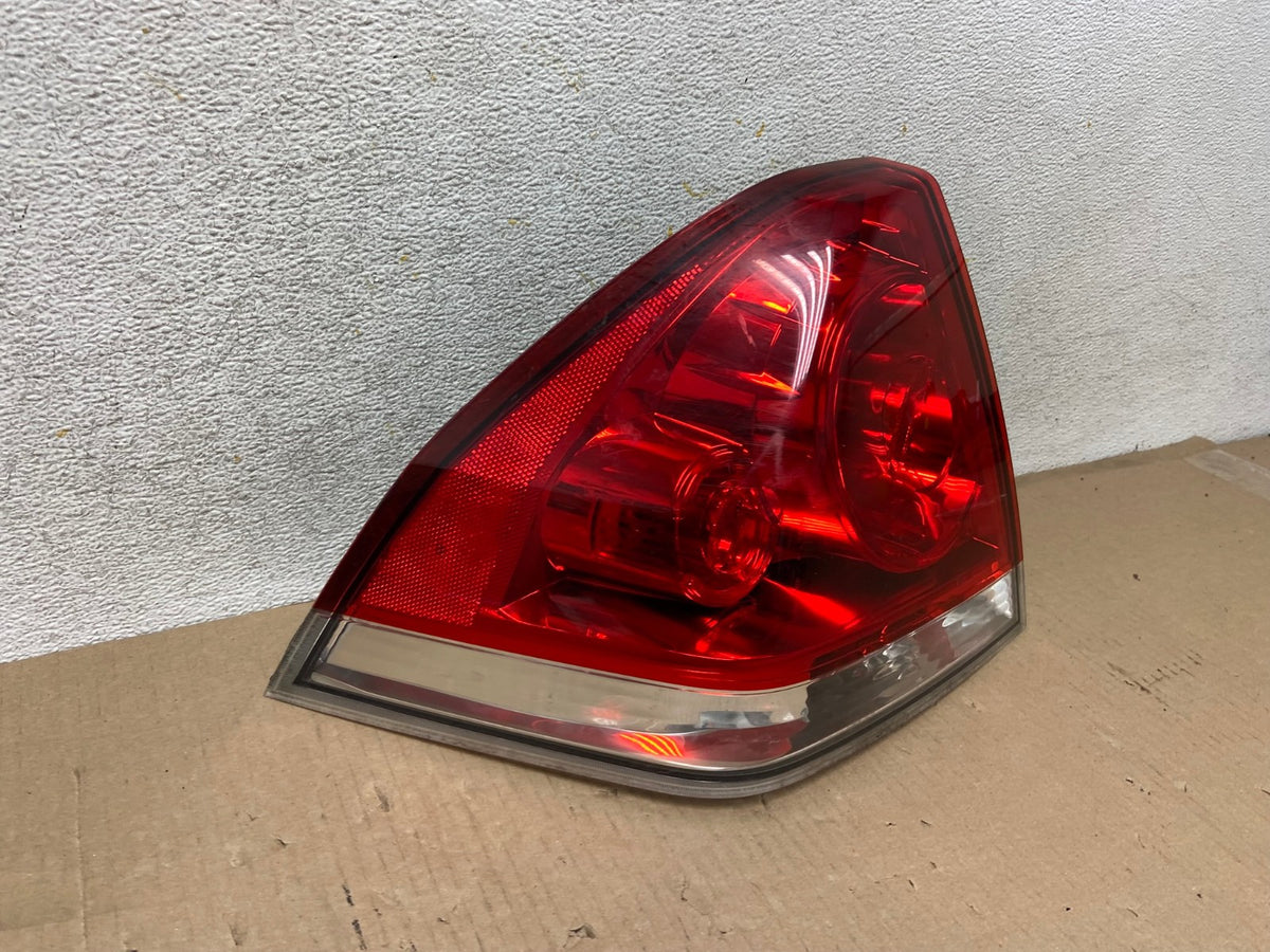 2006 to 2012 Chevrolet Impala Left Driver Lh Side Tail Light AH1