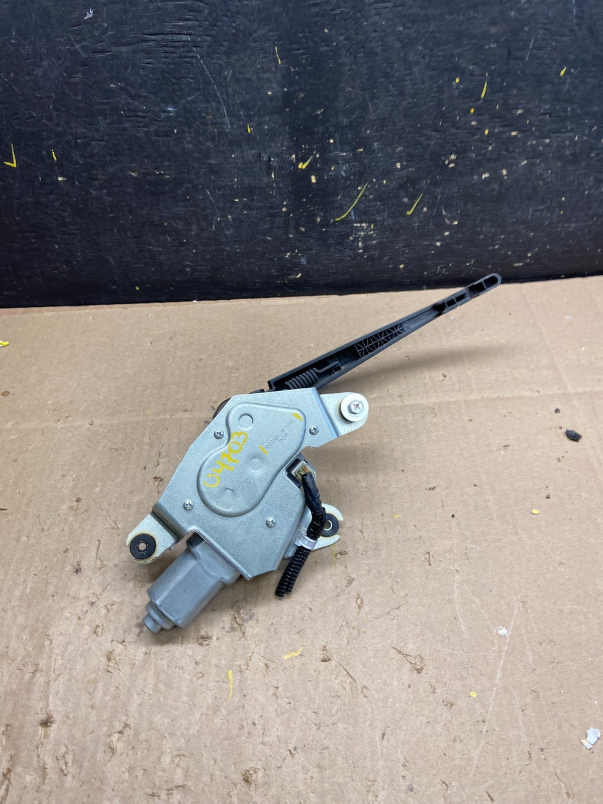2009 to 2014 Nissan Cube Rear Wiper Motor U4703 DG4