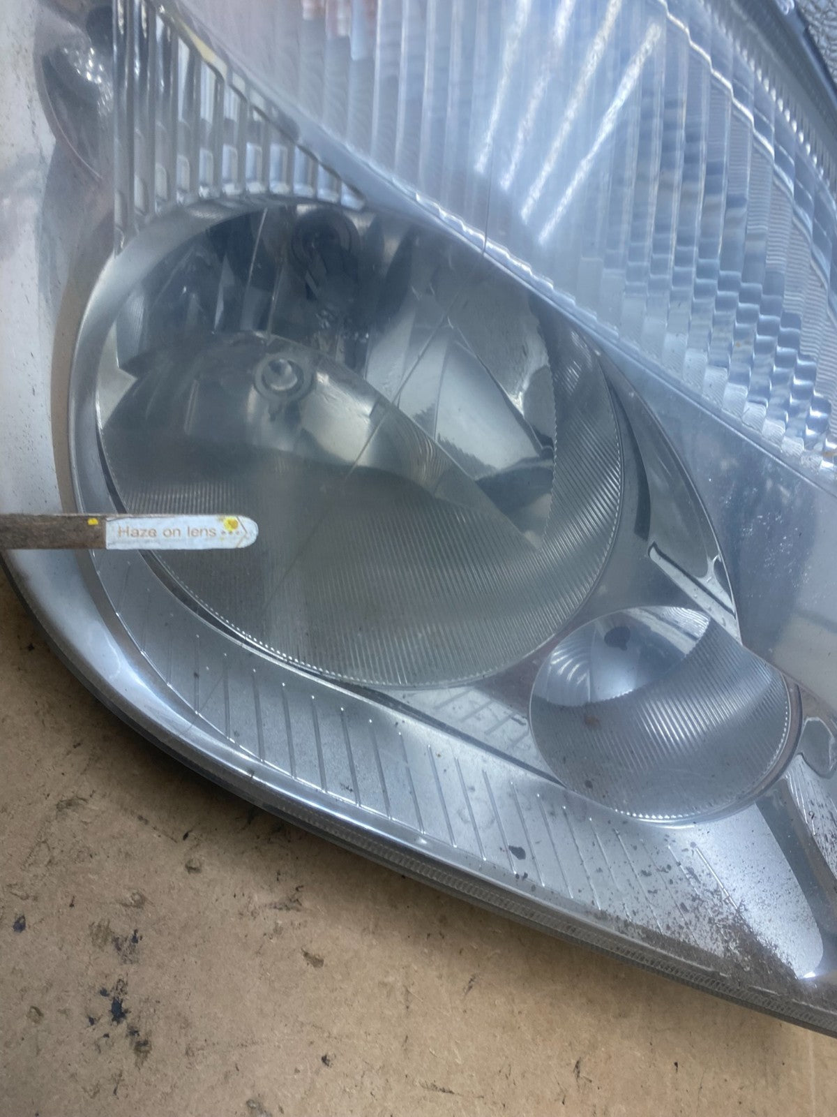 2007 to 2013 Mercedes Sprinter Headlight Right Passenger Halogen Oem X5494 DW7