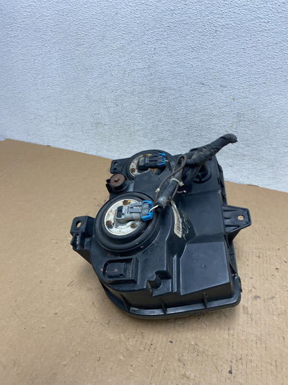 2005 2006 2007 Chrysler 300 Left Driver LH Halogen Headlight AD8073 DW7