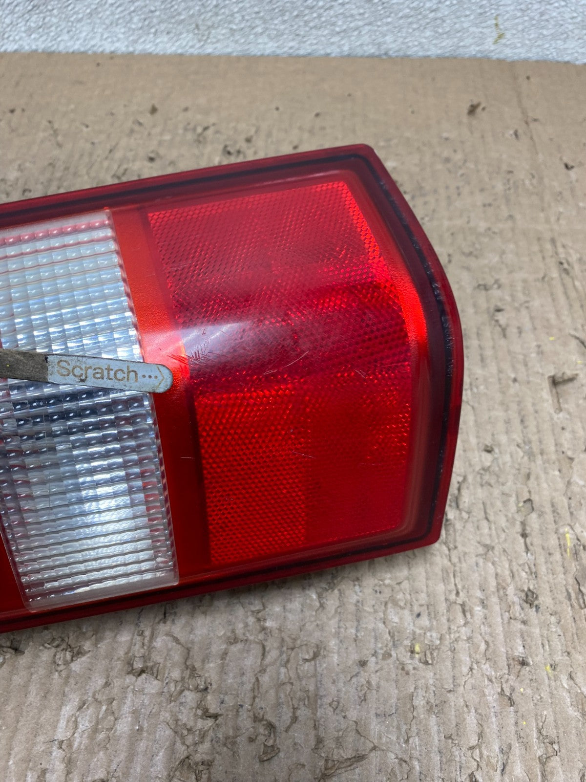 2003 2017 Chevrolet Express 1500 2500 3500 Right Passenger Tail Light T8090 DW3