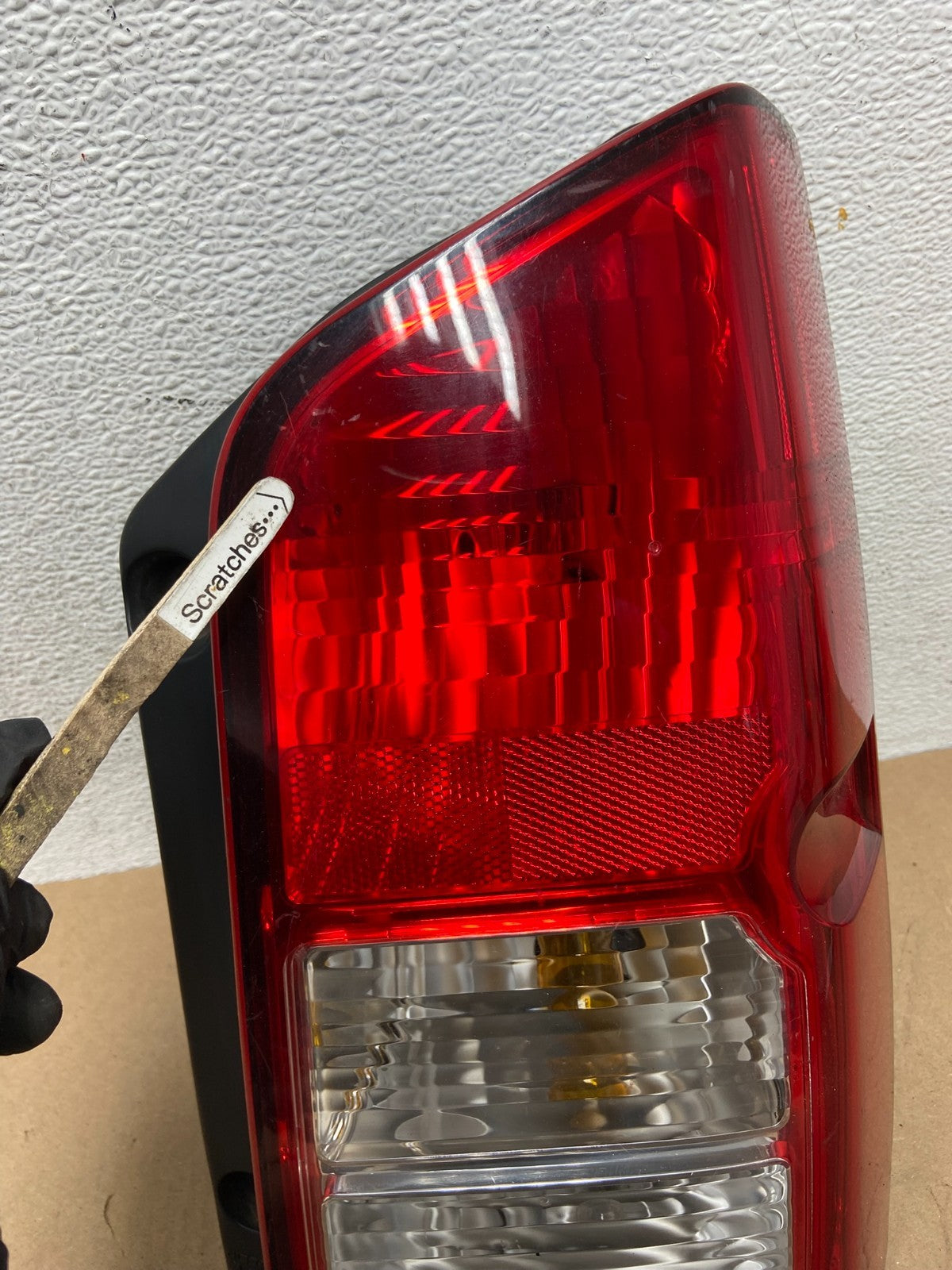 2005 to 2012 Nissan Pathfinder Right Passenger RH Side Tail Light AD6521 DW3