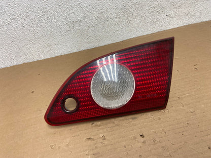 2001 2002 Toyota Corolla Right Passenger RH Side Inner Tail light AD4220 LK0