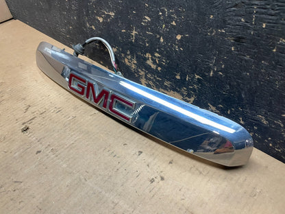 2007-2012 GMC Acadia Chrome Tailgate Rear Finish Molding Back W/Camera AC1875 DG2