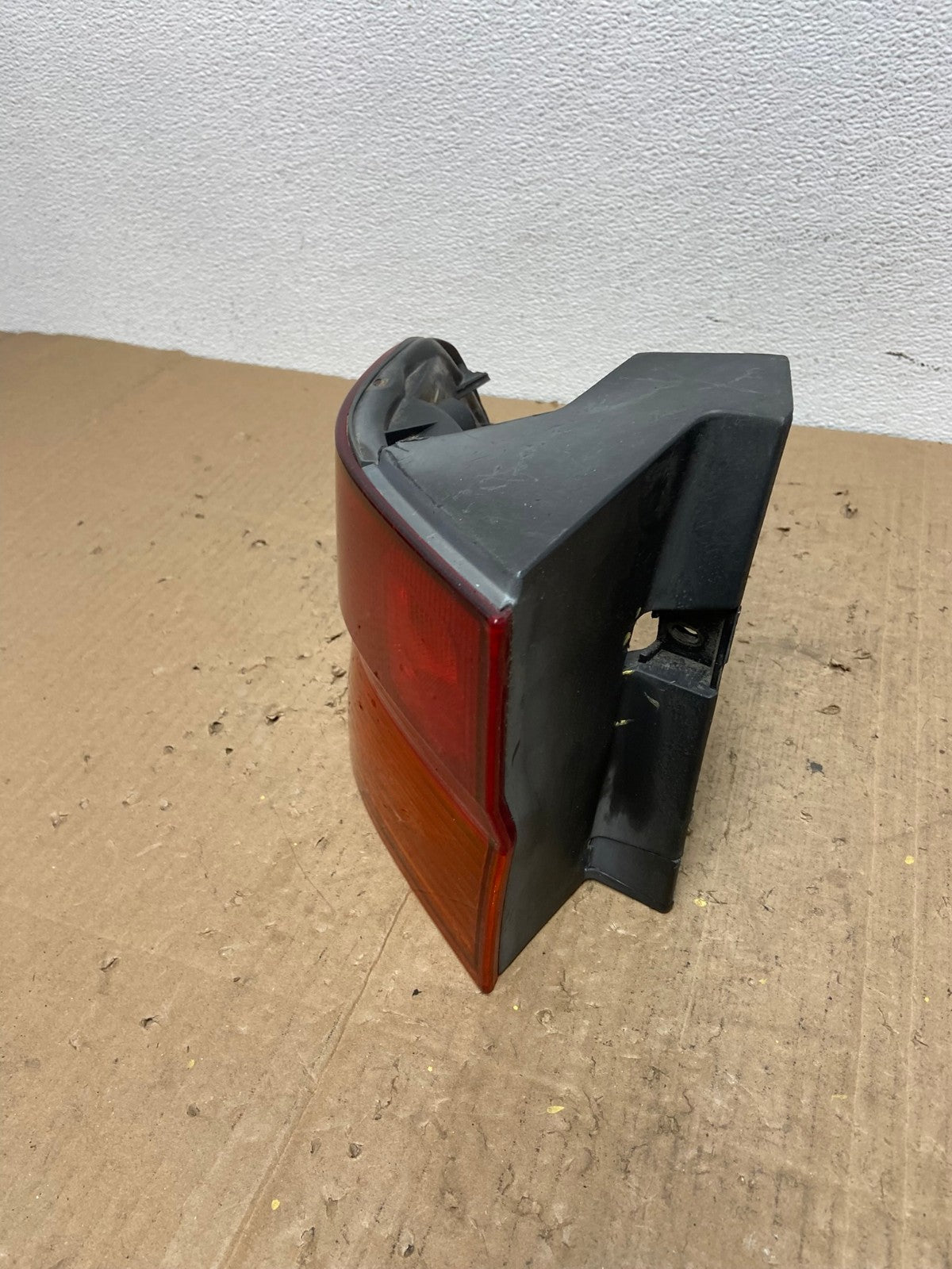 2002 2003 2004 Honda Odyssey Left Driver LH Side Tail Light AC0317 LK1