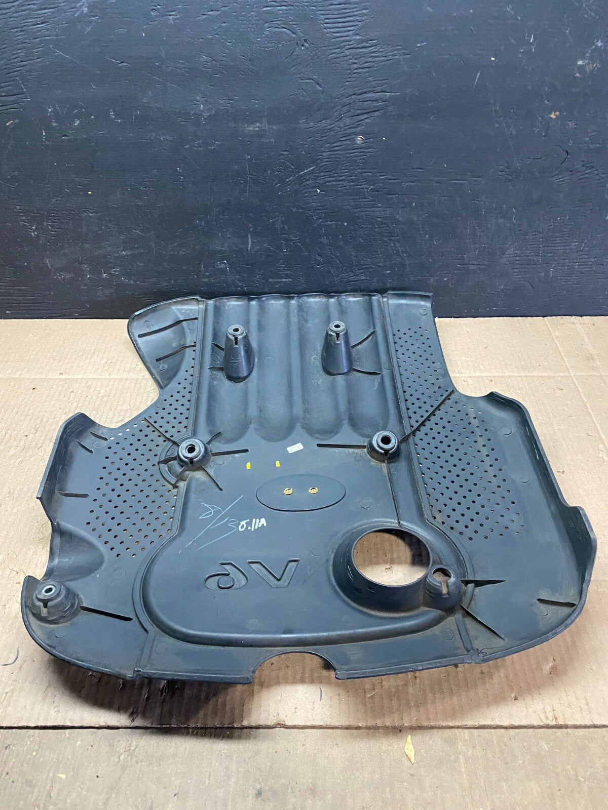 2005 - 2006 Hyundai Santa Fe 2.7L V6 Engine Motor Cover F3899 PS5
