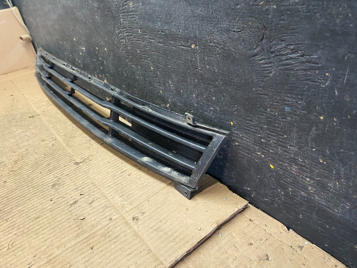 2007 2008 2009 Hyundai Elantra Front Lower Grille Grill 86561-2h001 T5740 DG1