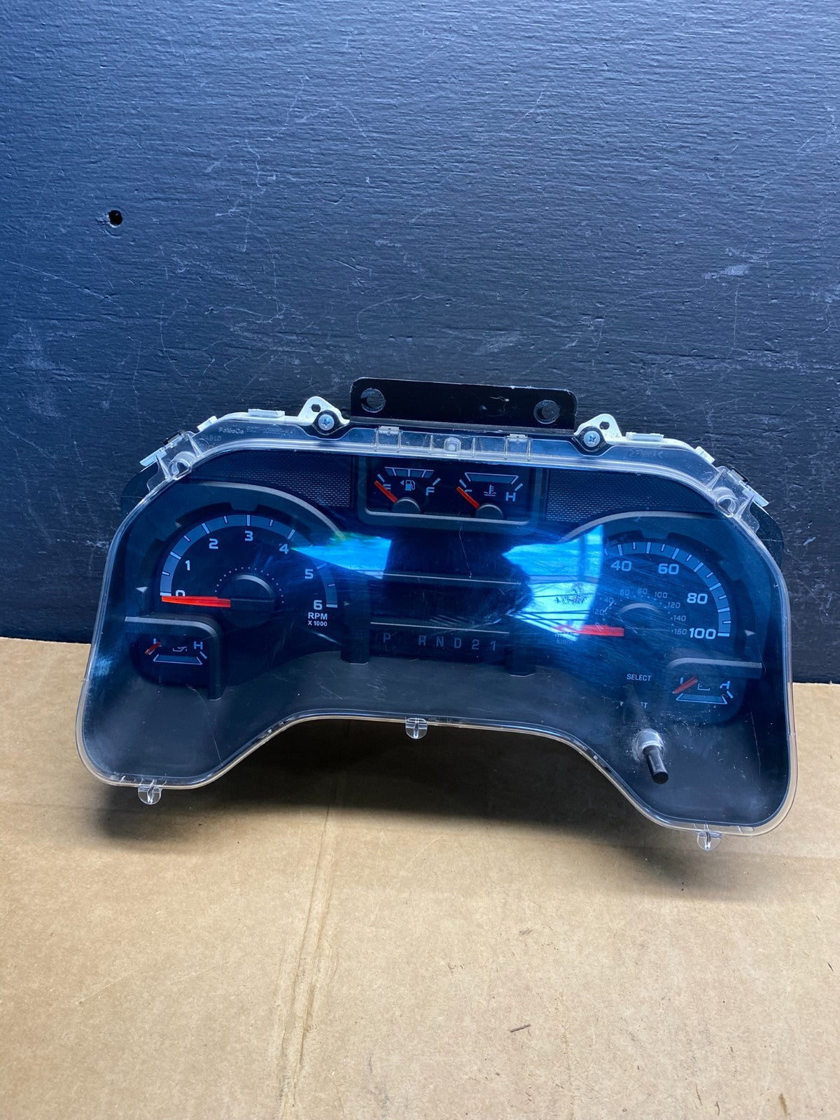 2010 Ford E150 E250 Gauge Speedometer Cluster AD3686 DG0
