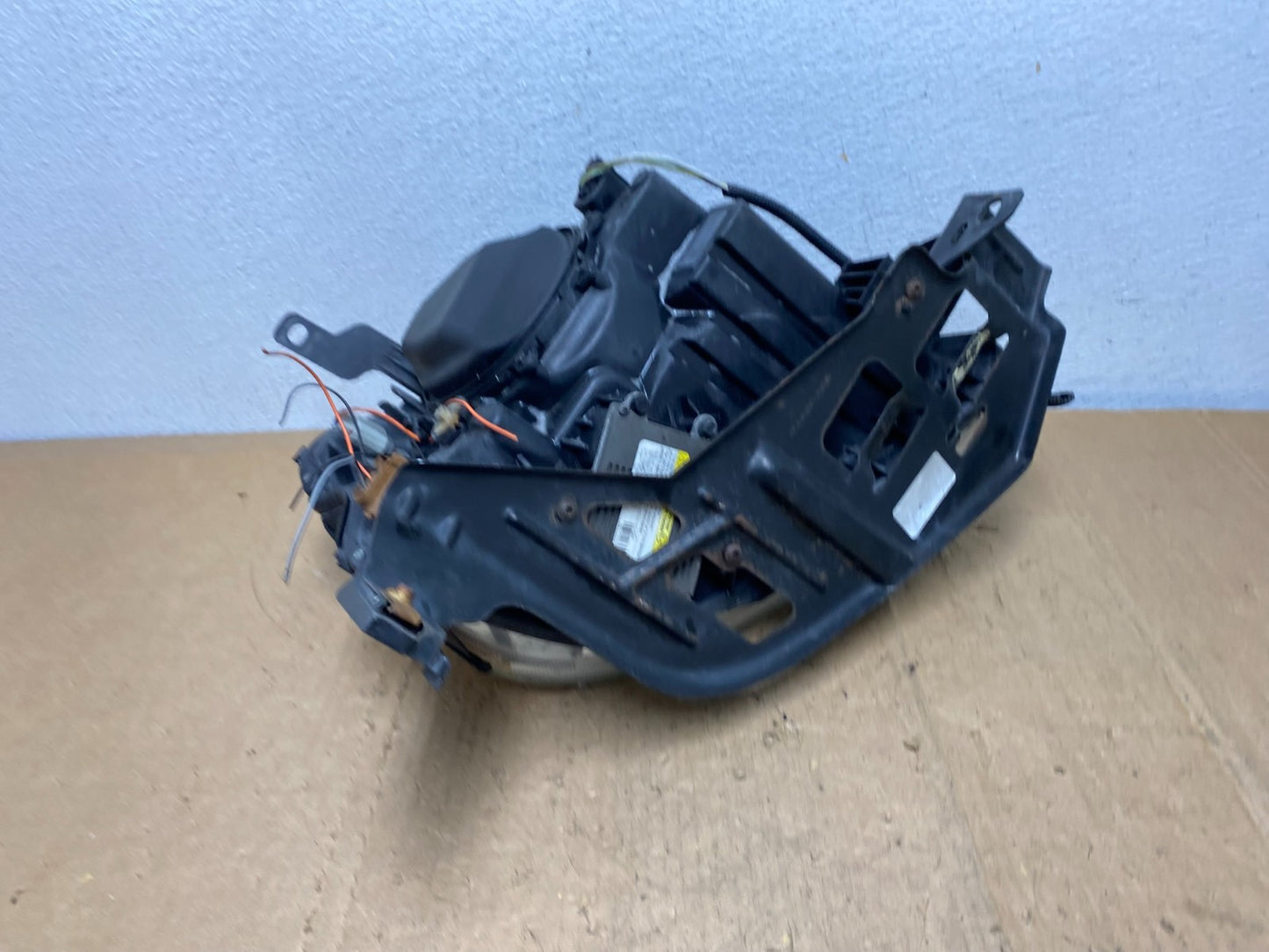 2005 2006 2007 Mercury Montego Left Driver LH Side Headlight Xenon HID AD0590 DW7