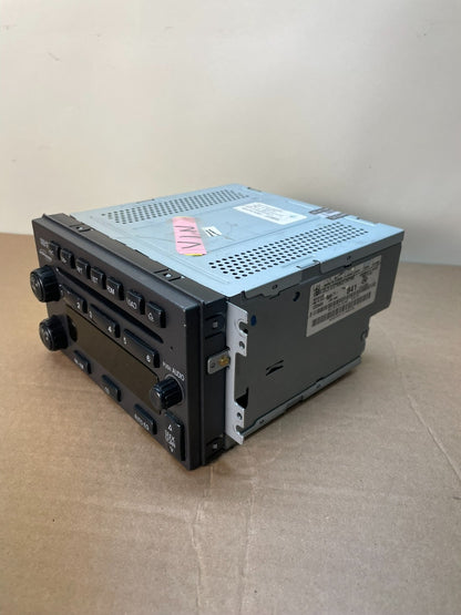 2003 to 2006 Hyundai Santa Fe AM/FM Radio CD Player AI0522 DG2