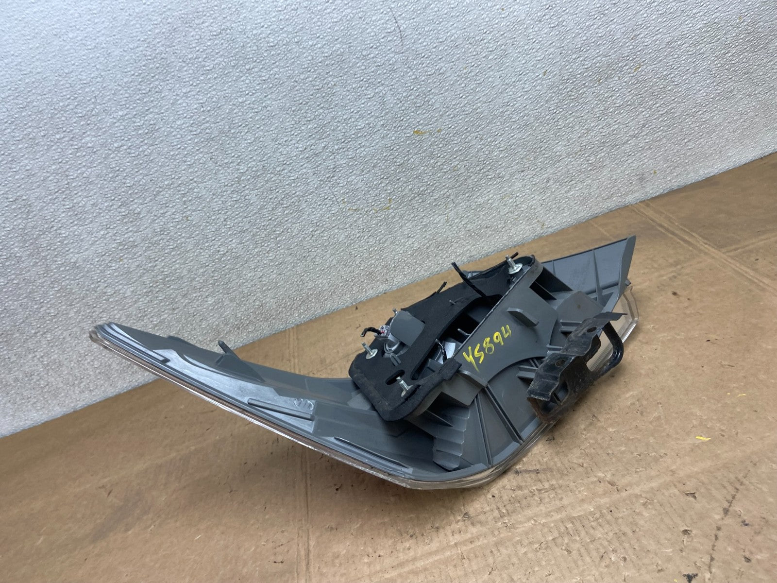 2008 to 2012 Honda Accord Sedan Tail light Right Passenger RH Side Y5894 DG6