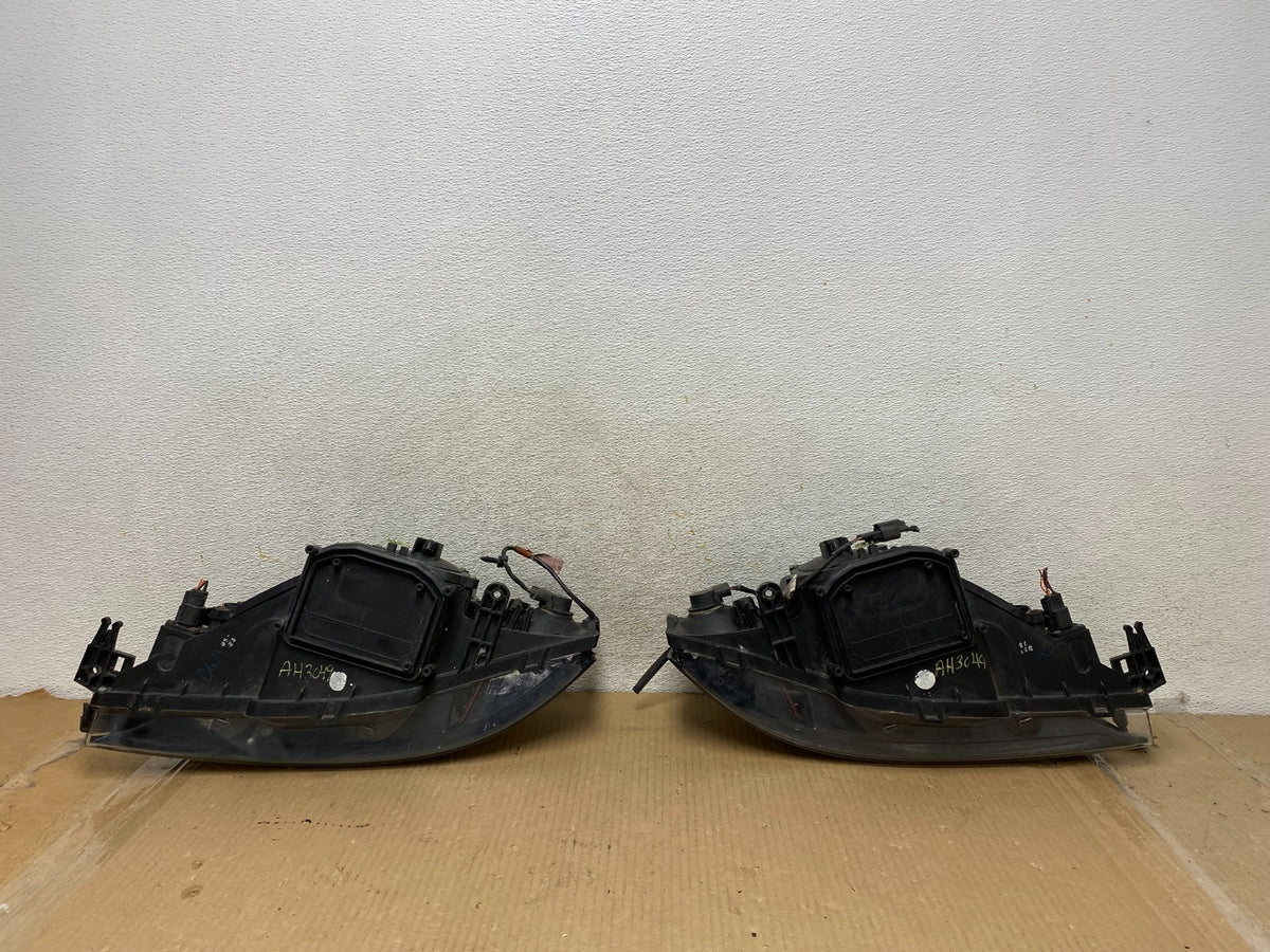 2003 to 2006 Lincoln Ls Left+Right Headlights Halogen AH3049 DW8