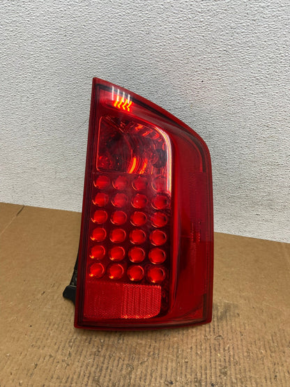 2004 to 2010 Infiniti Qx56 Right Passenger RH Side Tail Light AE1567 LK0