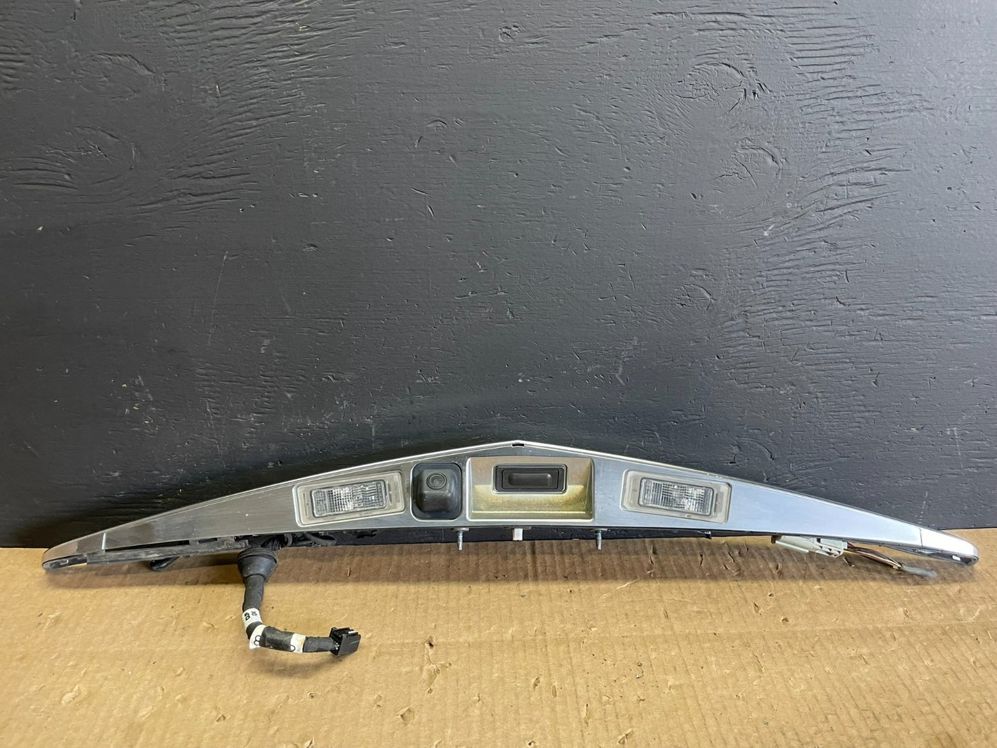 2013 to 2017 Cadillac XTS Trunk Finish Garnish Panel Molding AB32983
