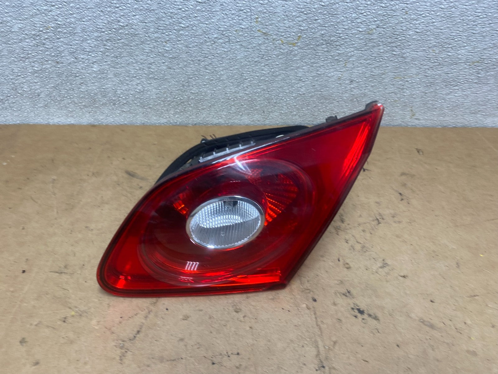 2009-2012 Volkswagen CC Right Passenger RH Side Tail Light Inner Trunk X5664 DW0