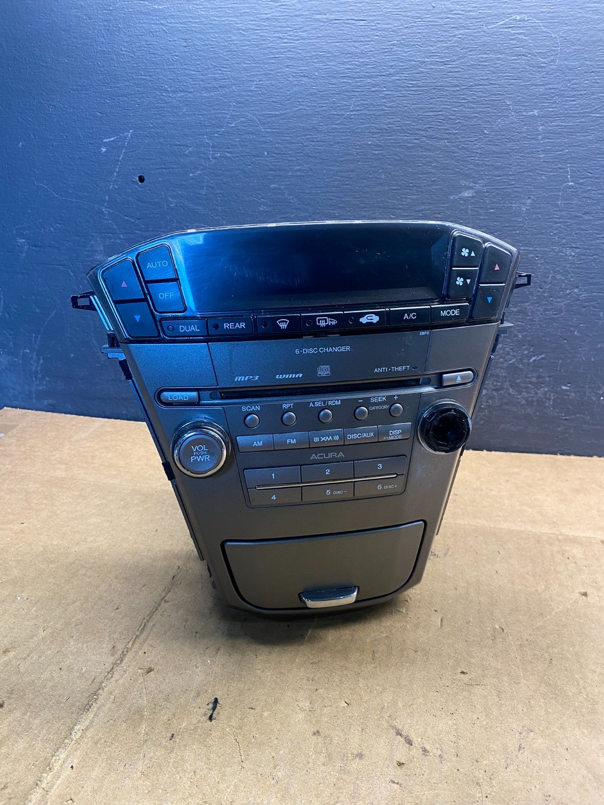 2007 to 2009 Acura Mdx Radio Stereo 6 CD Player Climate Control Pan OE ad4977 DG0