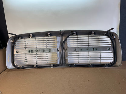 2002 2003 2004 2005 Dodge Ram 1500  Upper Front Grill Grille ag2942 DG4