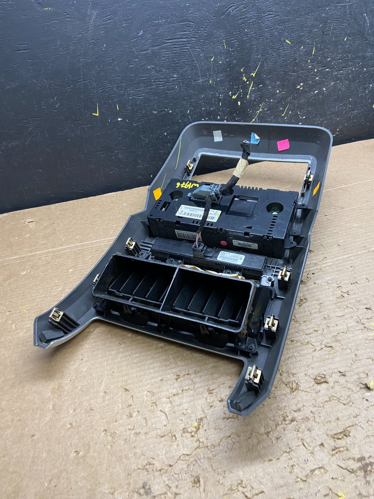 2009 2010 Dodge Journey Center Dash A/C AC Climate Control Bezel Trim  w1976 DG4
