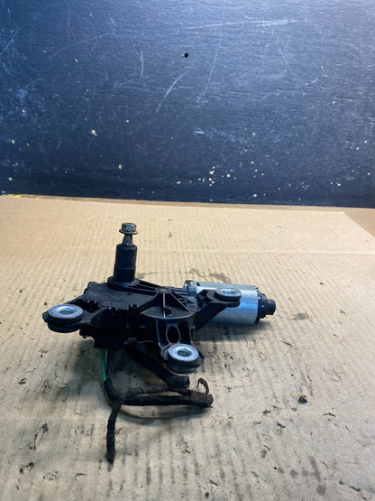 2007 to 2015 Audi Q7 Rear Windshield Washer Wiper Motor z4779 DG0