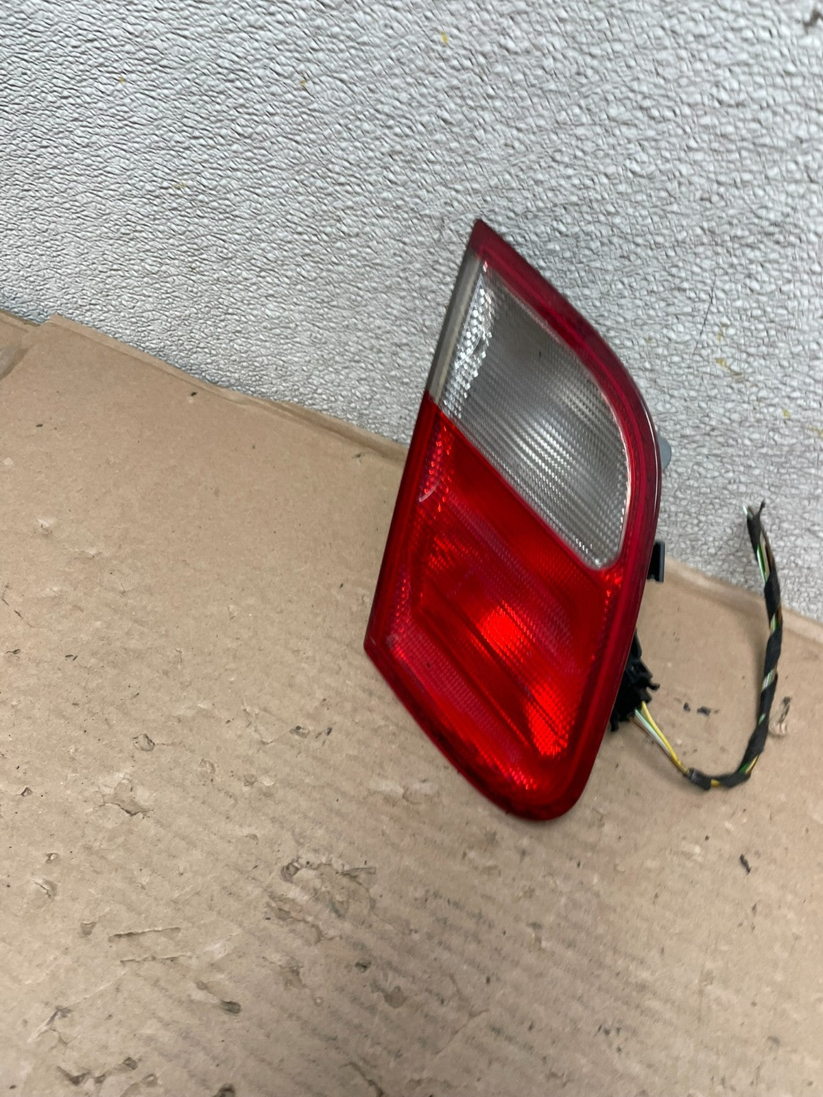 1998-2003 Mercedes Benz CLK Inner Left Driver LH Side Tail Light Lamp AB0068 LK1